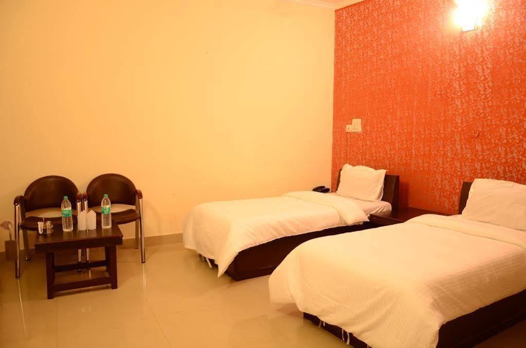 Hotel Le Princess @ Airport New Delhi Ngoại thất bức ảnh